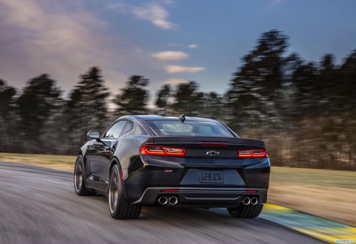 2017 Chevrolet Camaro 1Le - фотография 5 из 7 2017 Chevrolet Camaro 1Le - фотография 5 из 7