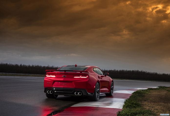 2017 Chevrolet Camaro ZL1 - фотография 4 из 11 2017 Chevrolet Camaro ZL1 - фотография 4 из 11