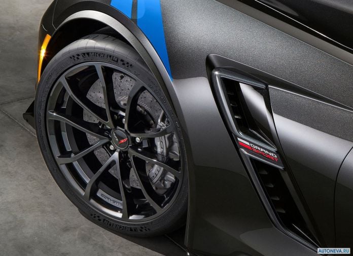 2017 Chevrolet Corvette Grand Sport - фотография 7 из 27 2017 Chevrolet Corvette Grand Sport - фотография 7 из 27