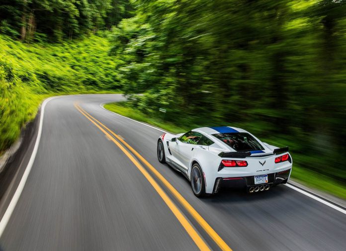 2017 Chevrolet Corvette Grand Sport - фотография 9 из 27