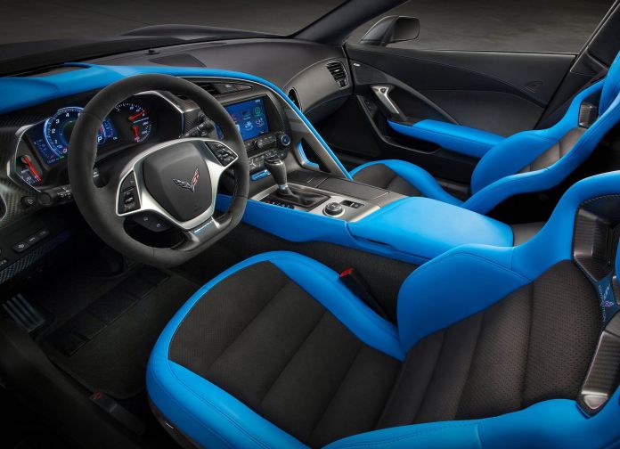 2017 Chevrolet Corvette Grand Sport - фотография 16 из 27 2017 Chevrolet Corvette Grand Sport - фотография 16 из 27