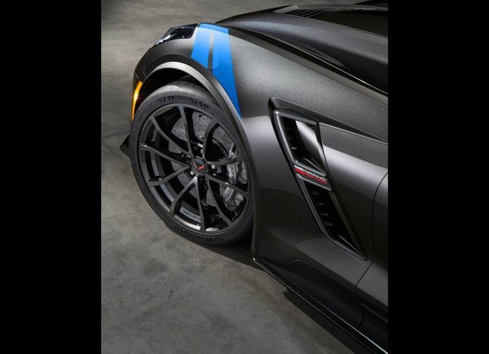 2017 Chevrolet Corvette Grand Sport - фотография 27 из 27 2017 Chevrolet Corvette Grand Sport - фотография 27 из 27