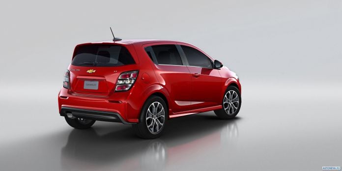 2017 Chevrolet Sonic - фотография 4 из 4