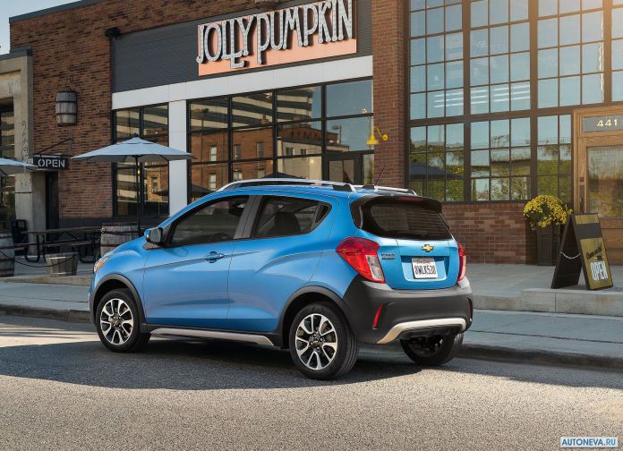 2017 Chevrolet Spark Activ - фотография 2 из 2