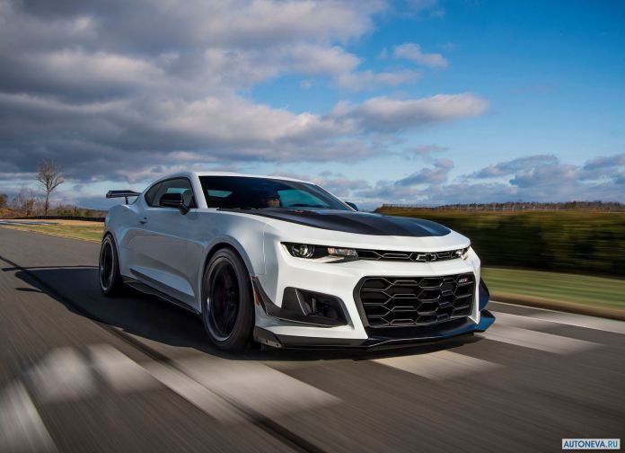 2018 Chevrolet Camaro ZL1 1LE - фотография 3 из 9 2018 Chevrolet Camaro ZL1 1LE - фотография 3 из 9