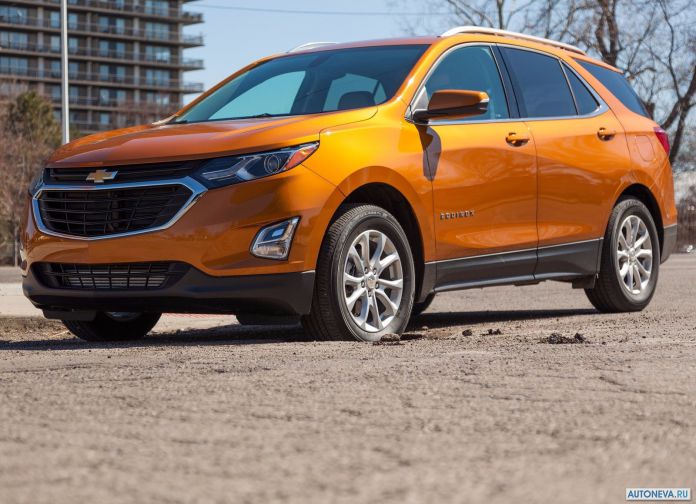 2018 Chevrolet Equinox - фотография 3 из 23