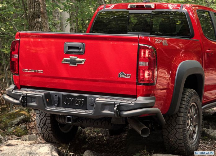 2019 Chevrolet Colorado ZR2 Bison - фотография 18 из 21