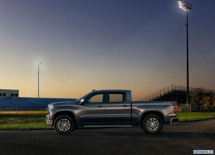 2019 Chevrolet Silverado - фотография 17 из 43
