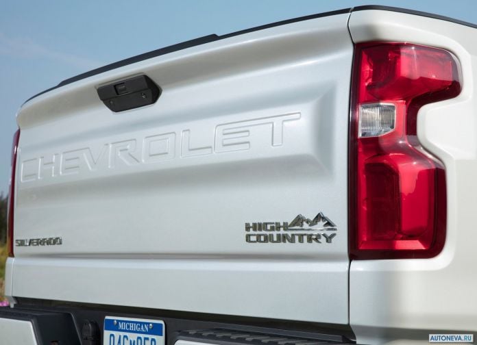 2019 Chevrolet Silverado - фотография 38 из 43