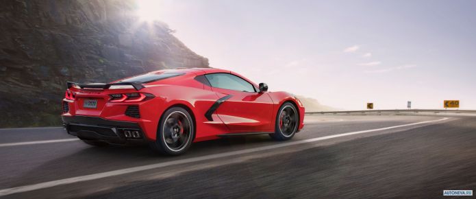 2020 Chevrolet Corvette - фотография 14 из 40