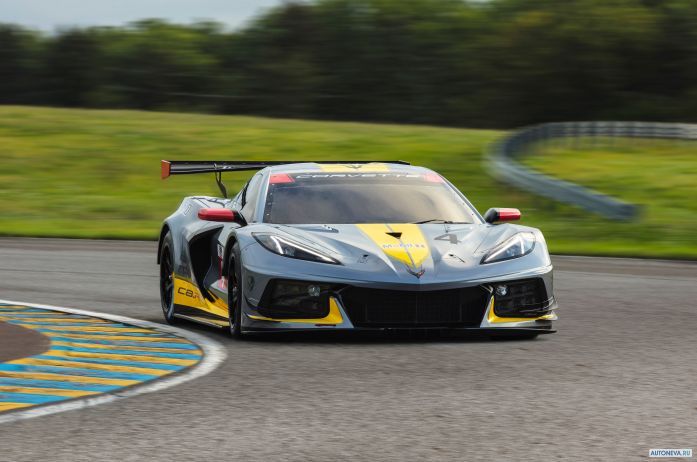 2020 Chevrolet Corvette C8.R - фотография 2 из 18
