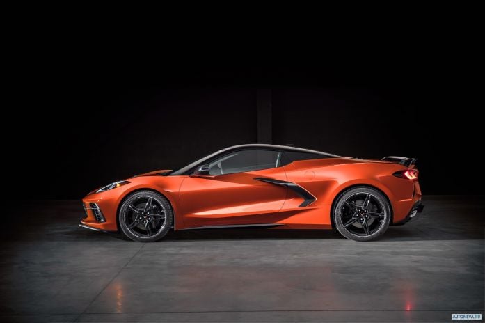 2020 Chevrolet Corvette Stingray Convertible Z51 - фотография 1 из 15