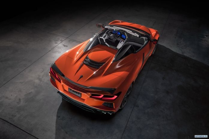 2020 Chevrolet Corvette Stingray Convertible Z51 - фотография 9 из 15