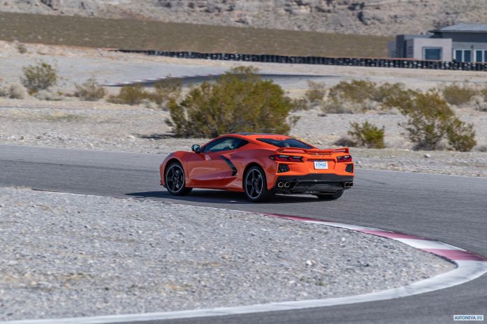 2020 Chevrolet Corvette Stingray Z51 - фотография 38 из 40