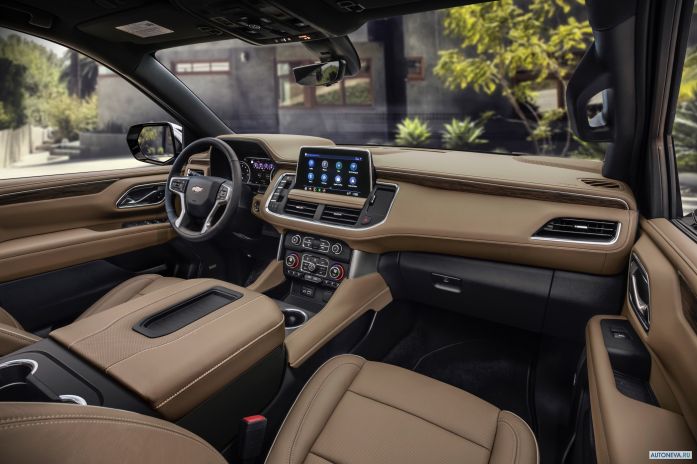 2021 Chevrolet Suburban High Country - фотография 5 из 13