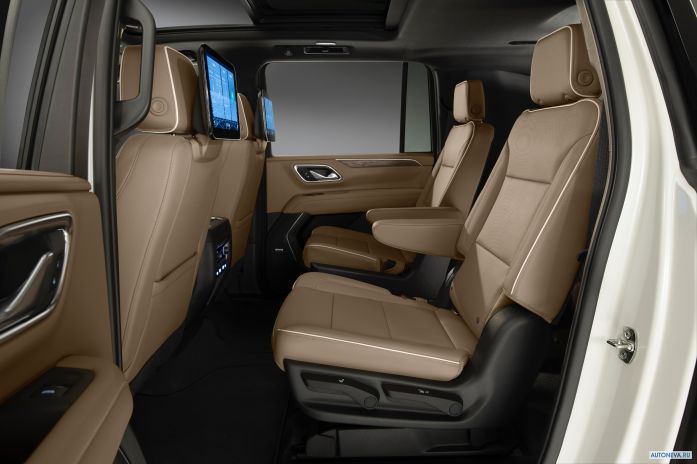 2021 Chevrolet Suburban High Country - фотография 8 из 13