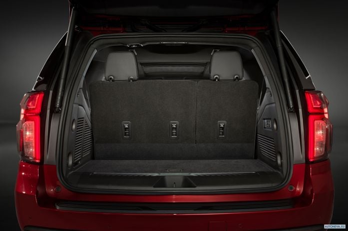 2021 Chevrolet Tahoe RST - фотография 16 из 21 2021 Chevrolet Tahoe RST - фотография 16 из 21
