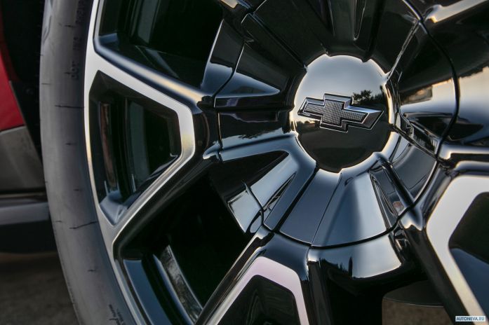 2021 Chevrolet Tahoe RST - фотография 18 из 21 2021 Chevrolet Tahoe RST - фотография 18 из 21
