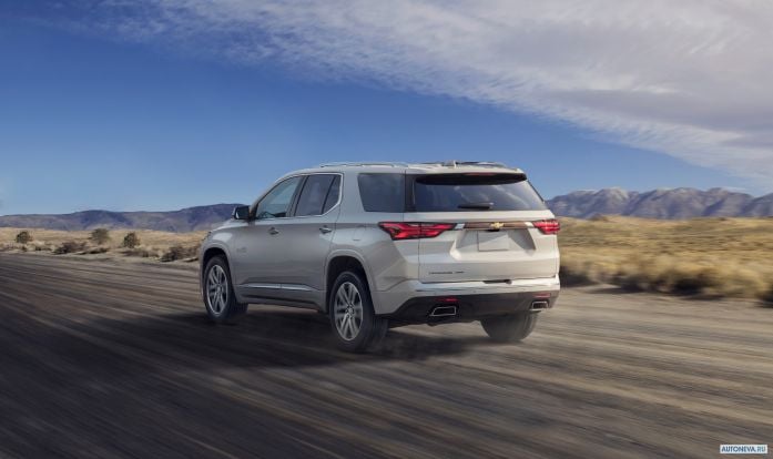 2021 Chevrolet Traverse High Country - фотография 3 из 15