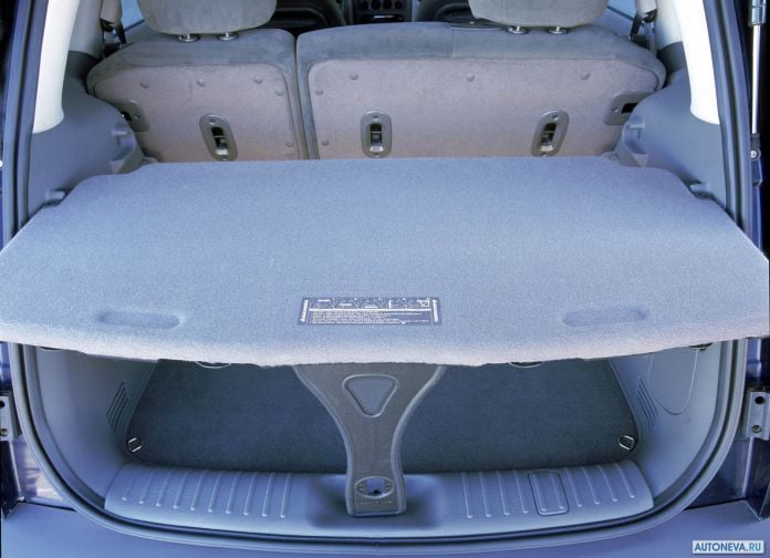 2001 Chrysler PT Cruiser - фотография 12 из 17