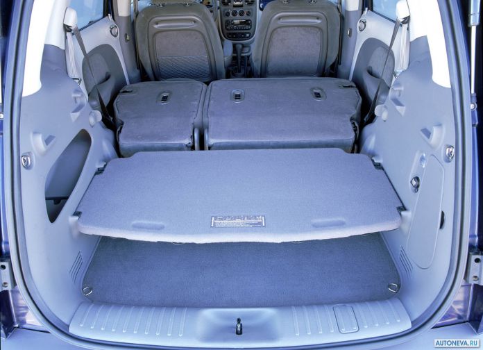 2001 Chrysler PT Cruiser - фотография 13 из 17