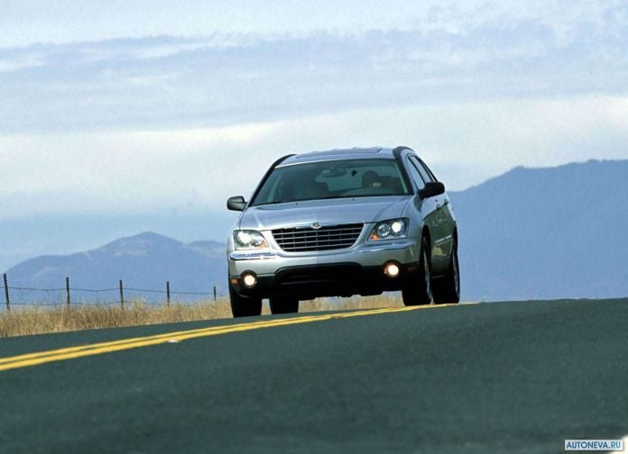 2004 Chrysler Pacifica - фотография 2 из 55