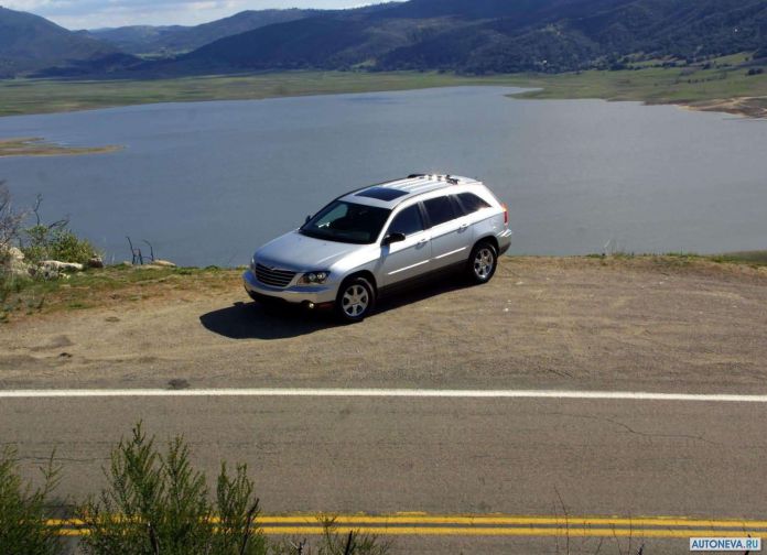 2004 Chrysler Pacifica - фотография 3 из 55