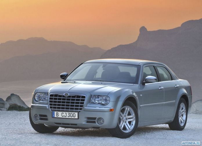 2005 Chrysler 300C - фотография 1 из 30