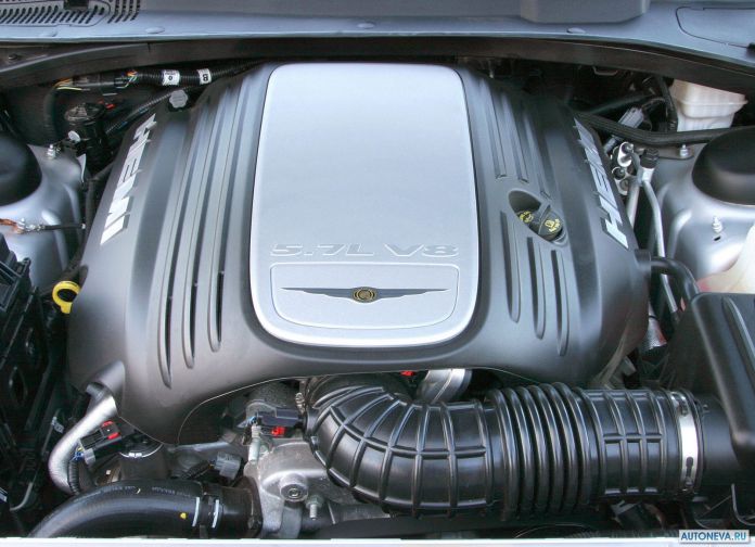 2005 Chrysler 300C - фотография 25 из 30