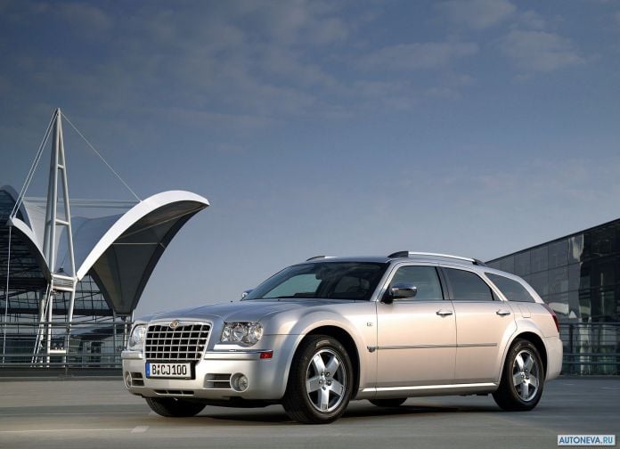 2005 Chrysler 300C Touring - фотография 5 из 30
