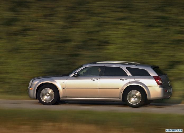 2005 Chrysler 300C Touring - фотография 14 из 30 2005 Chrysler 300C Touring - фотография 14 из 30