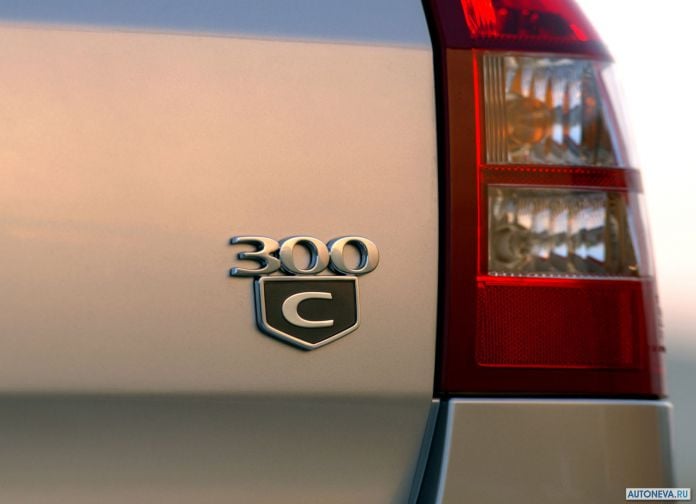 2005 Chrysler 300C Touring - фотография 30 из 30