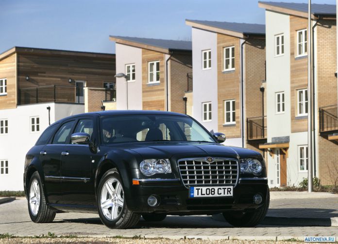 2008 Chrysler 300C Touring UK-version - фотография 2 из 38