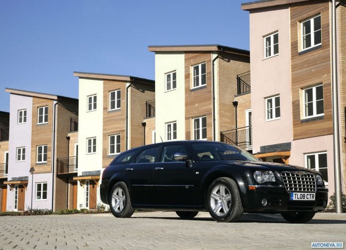 2008 Chrysler 300C Touring UK-version - фотография 3 из 38