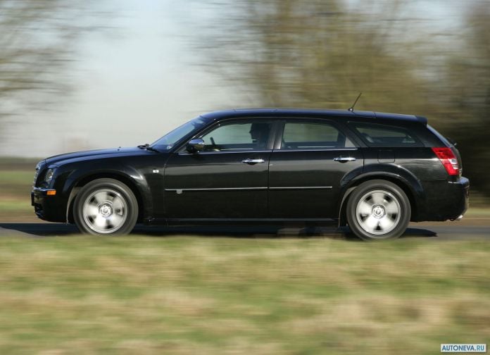 2008 Chrysler 300C Touring UK-version - фотография 10 из 38