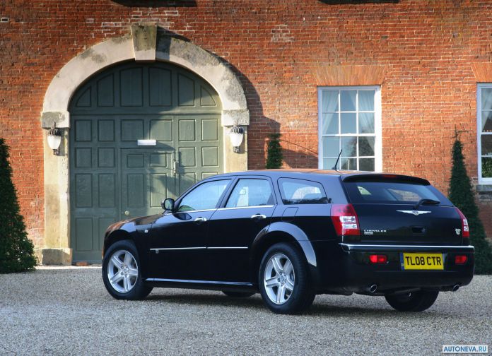 2008 Chrysler 300C Touring UK-version - фотография 11 из 38