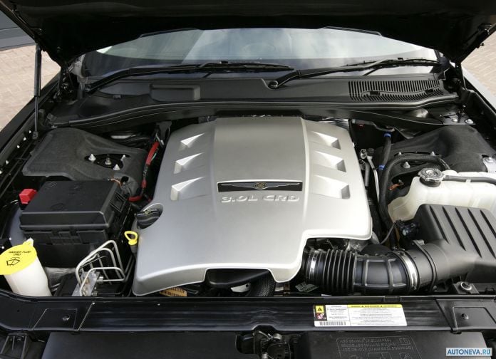 2008 Chrysler 300C Touring UK-version - фотография 32 из 38 2008 Chrysler 300C Touring UK-version - фотография 32 из 38
