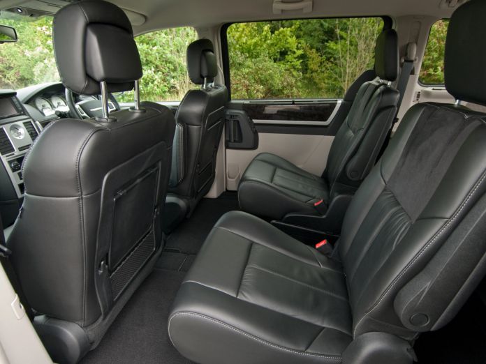 2011 Chrysler Grand Voyager - фотография 6 из 16