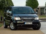 Chrysler_Grand_Voyager_Minivan_2011_28329.jpg