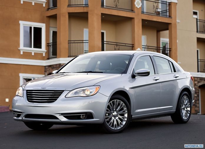 2011 Chrysler 200 - фотография 3 из 23