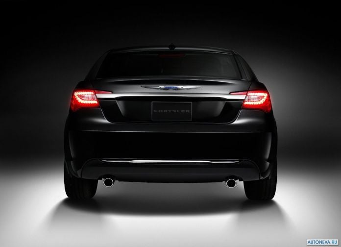 2011 Chrysler 200 - фотография 18 из 23 2011 Chrysler 200 - фотография 18 из 23