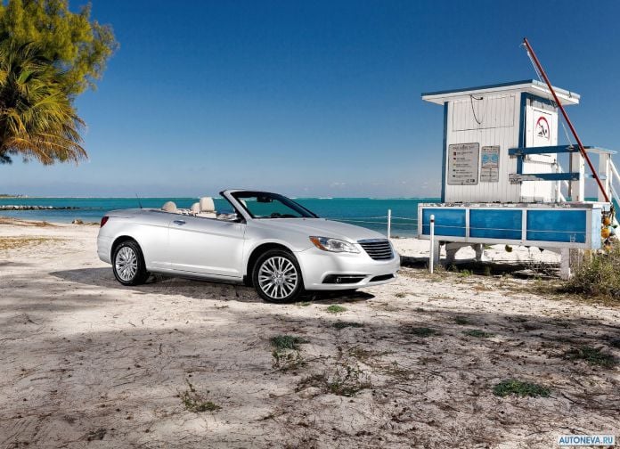 2011 Chrysler 200 Convertible - фотография 3 из 27
