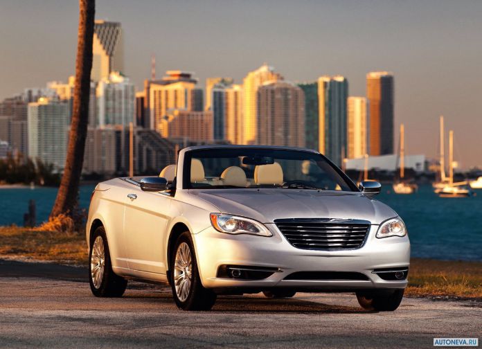 2011 Chrysler 200 Convertible - фотография 6 из 27