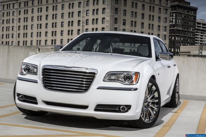 2013 Chrysler 300 Motown Edition - фотография 7 из 19