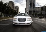 chrysler_2013_300_motown_edition_012.jpg