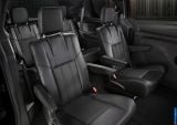 chrysler_2013_town_country_s_011.jpg