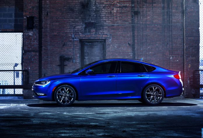 2015 Chrysler 200 - фотография 48 из 129 2015 Chrysler 200 - фотография 48 из 129