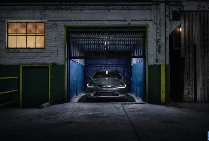 2015 Chrysler 200 - фотография 50 из 129 2015 Chrysler 200 - фотография 50 из 129