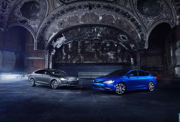 2015 Chrysler 200 - фотография 54 из 129