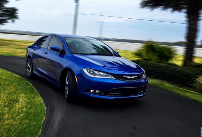 2015 Chrysler 200 - фотография 76 из 129 2015 Chrysler 200 - фотография 76 из 129